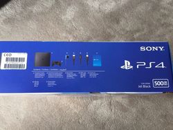 PS4 Slim - 8