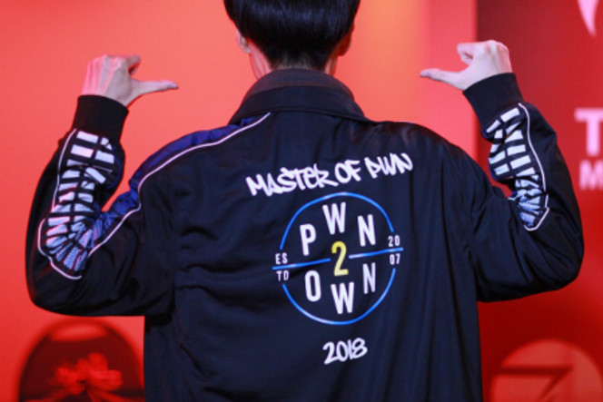 Pwn2Own-2018-master-of-pwn