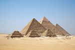 Pyramides