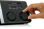 radios wifi MusicPal with Hand