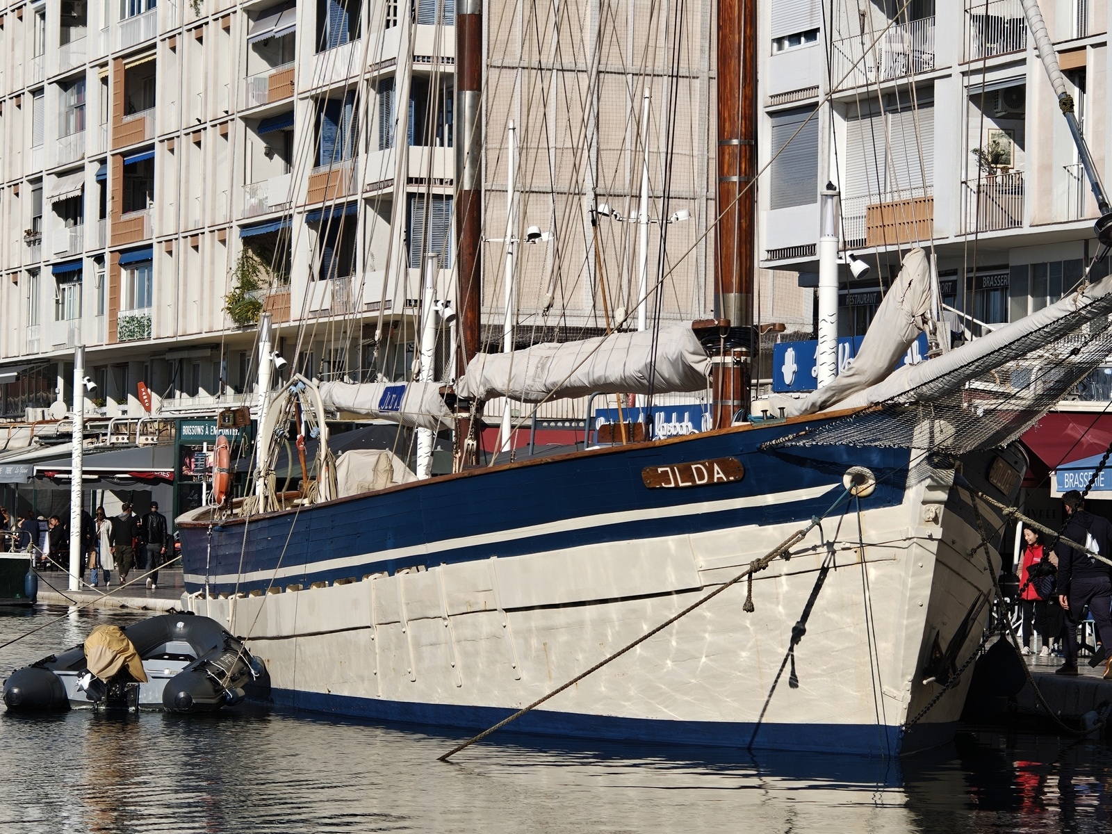 realme GT 8 Pro photo 02