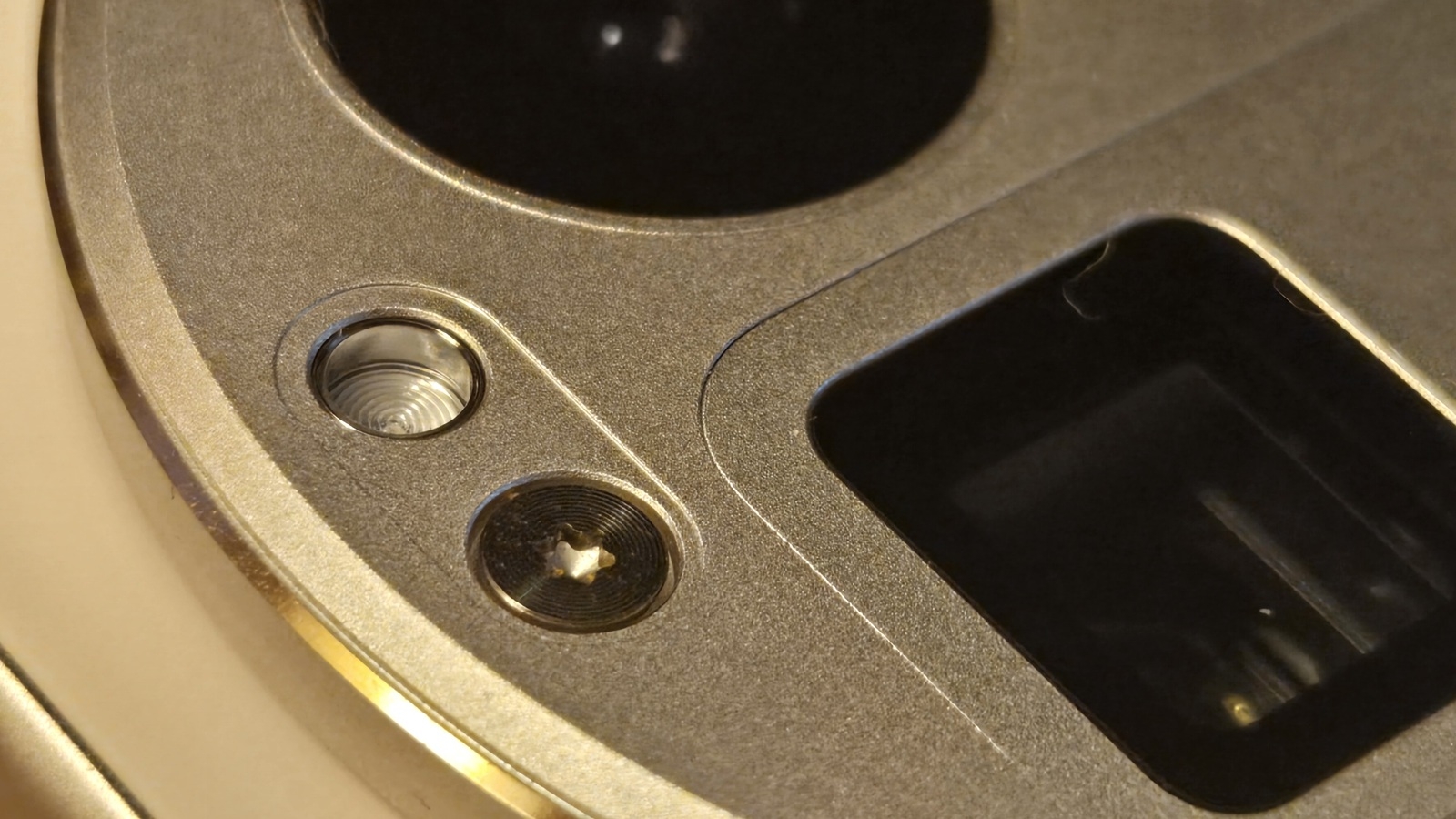 realme GT 8 Pro vis photo