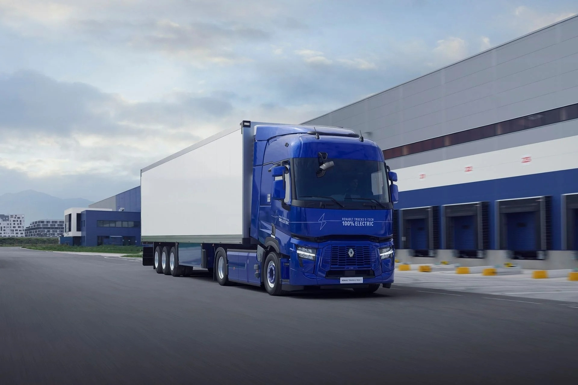 Renault dévoile son propre poids lourd 100% électrique