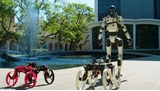 Ce robot porte un drone sur son dos, et c'est le futur du sauvetage