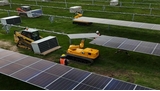 Des robots dopés à l'IA installent 500 000 panneaux solaires à une vitesse record.