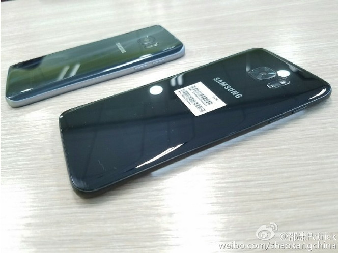 Samsung Galaxy S7 Edge noir brillant