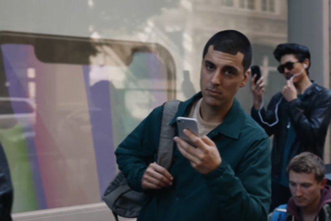 Samsung-Mobile-US-spot-iPhone-X