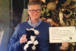 Secret-Santa-Bill-Gates-Reddit