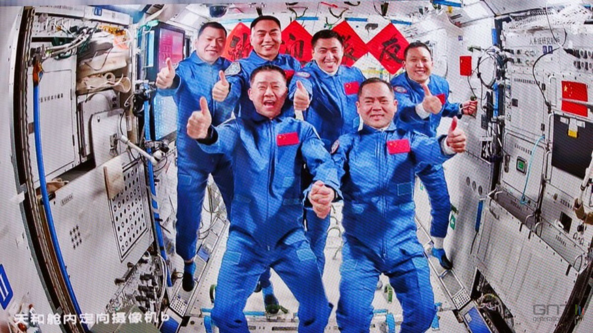 La mission Shenzhou-21 est prolongée d'un mois : la Chine teste les limites de ses astronautes