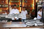 Singapour drones service restaurant