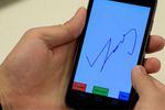 Smartphone-dessiner-mot-passe-forme-libre