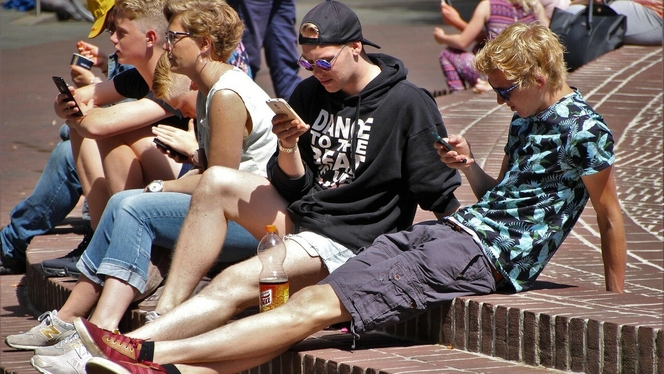 smartphone-etudiants