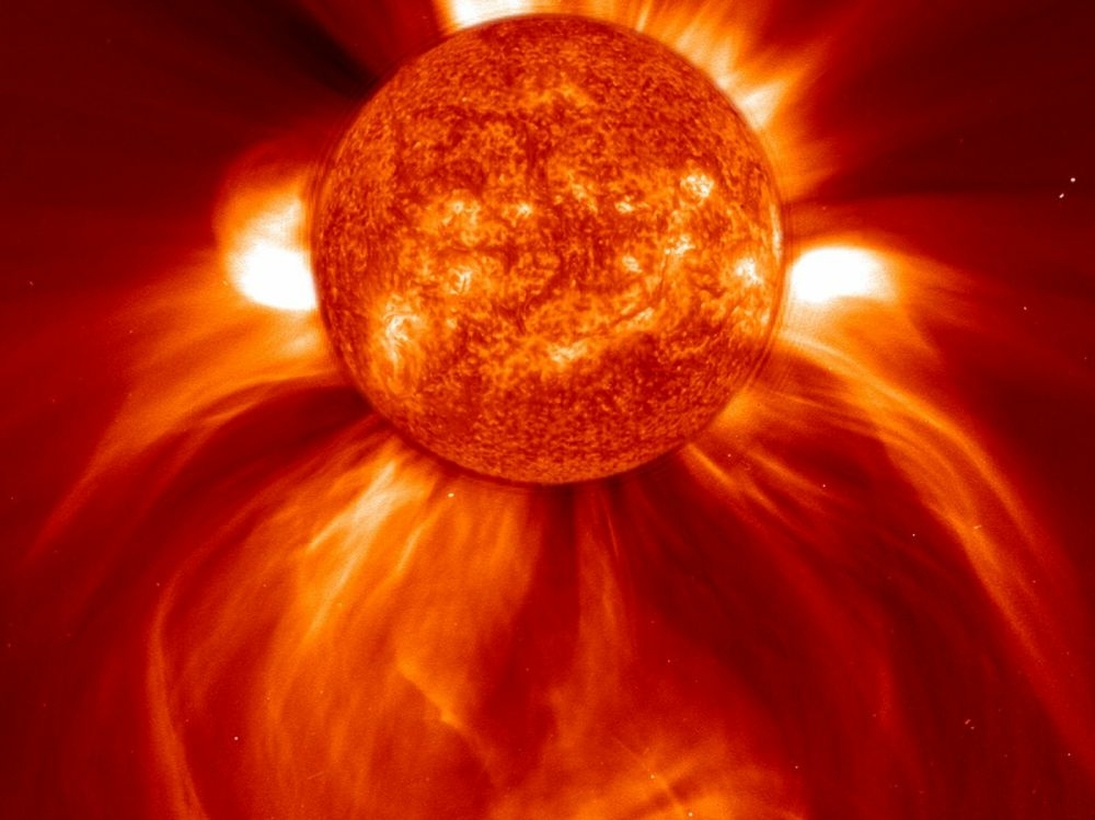 SOHO - e?ruption solaire