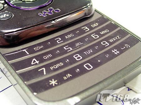 Sony Ericsson W395 3
