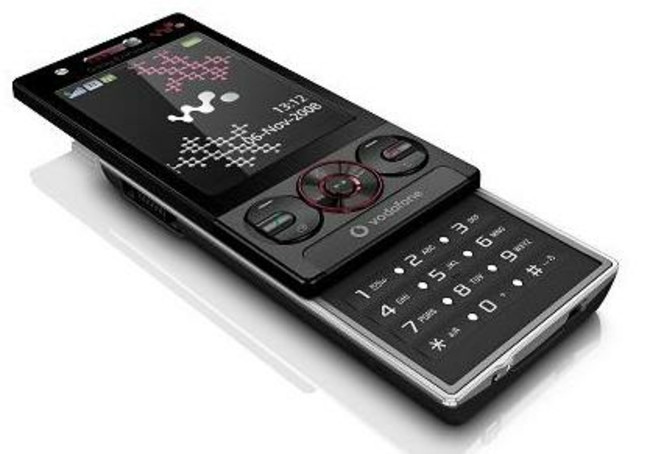 Sony Ericsson W715 c