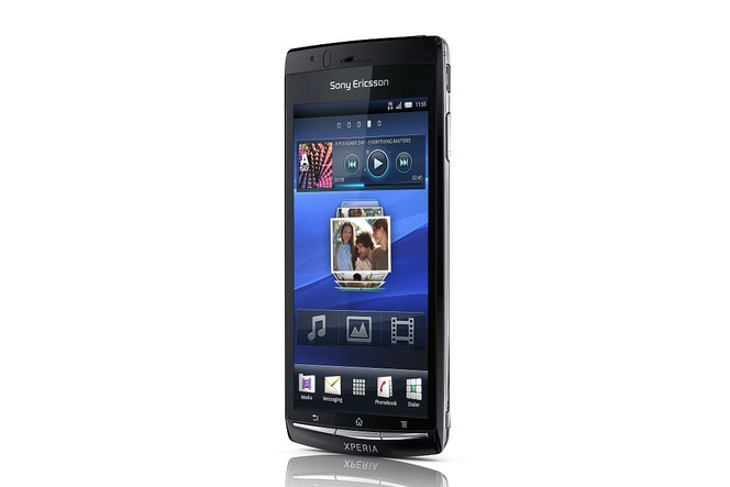 Sony Ericsson Xperia Arc 02