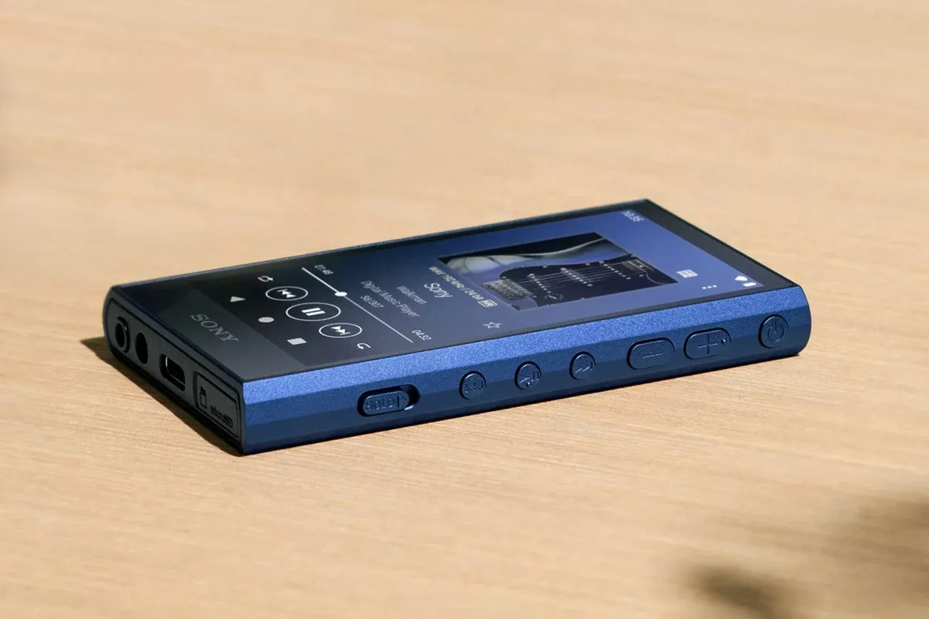 Sony walkman lecteur de cassette images libres de droit, photos de Sony  walkman lecteur de cassette