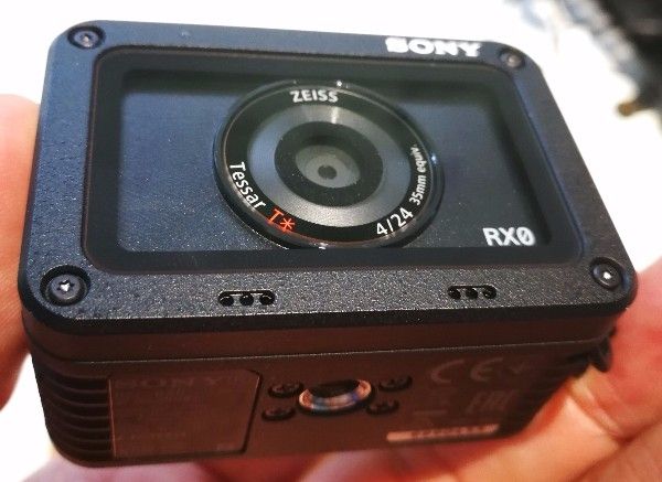 Sony RX0