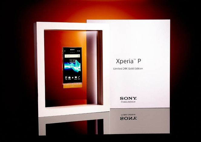 Sony Xperia P Gold