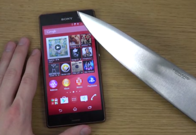 Sony Xperia Z3 couteau
