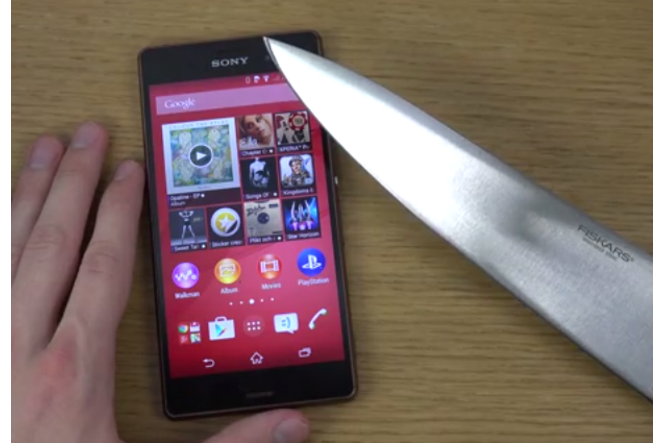 Sony Xperia Z3 couteau