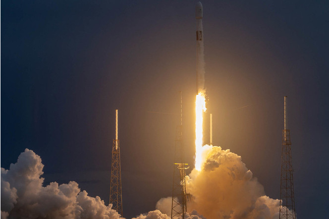SpaceXÂ : un booster vole pour la 3e fois lors d'un lancement gratuit pour Spacecom