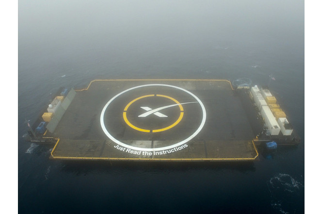 SpaceX Falcon 9 barge