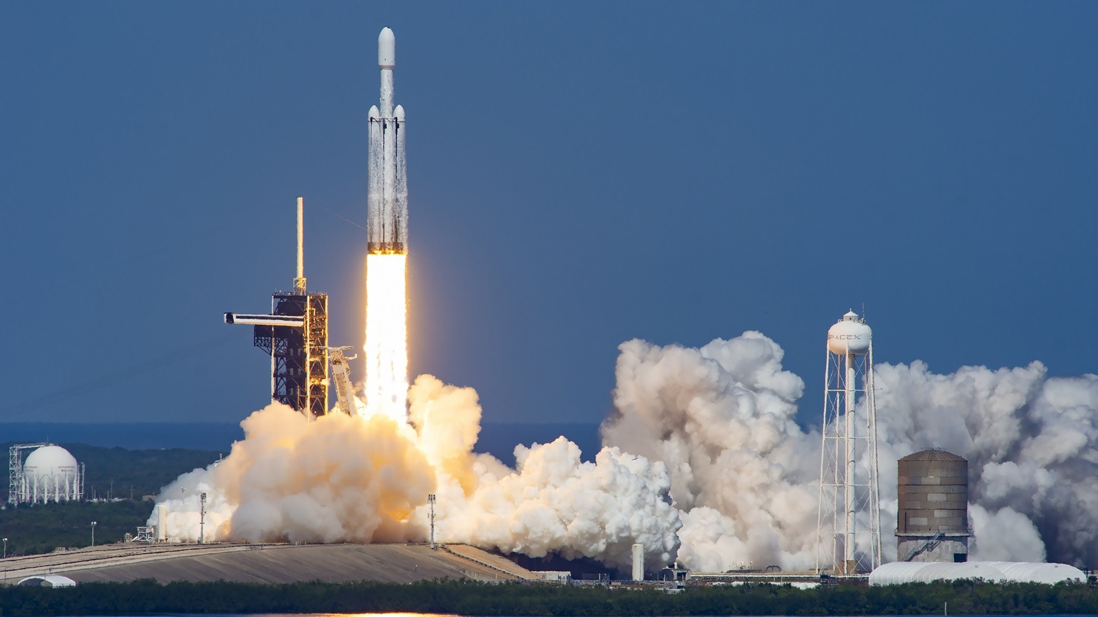 SpaceX Falcon Heavy Europa Clipper