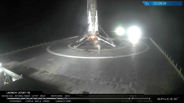 SpaceX-JCSTAT-16-atterrissage