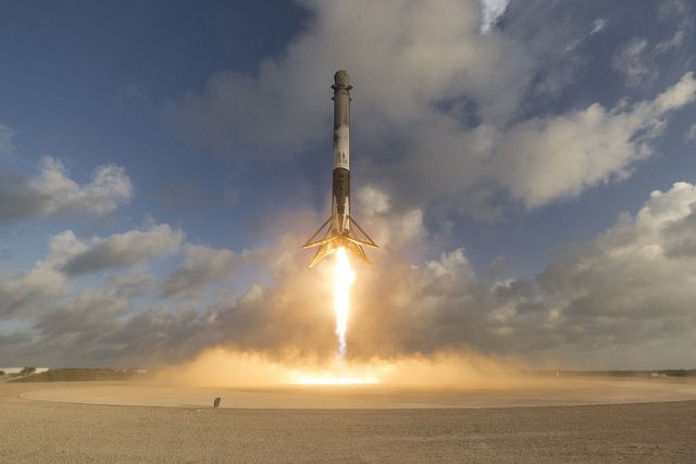 SpaceX-NROL-76-atterrissage