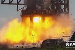 Starship : un booster Super Heavy prend feu lors d'un essai au sol