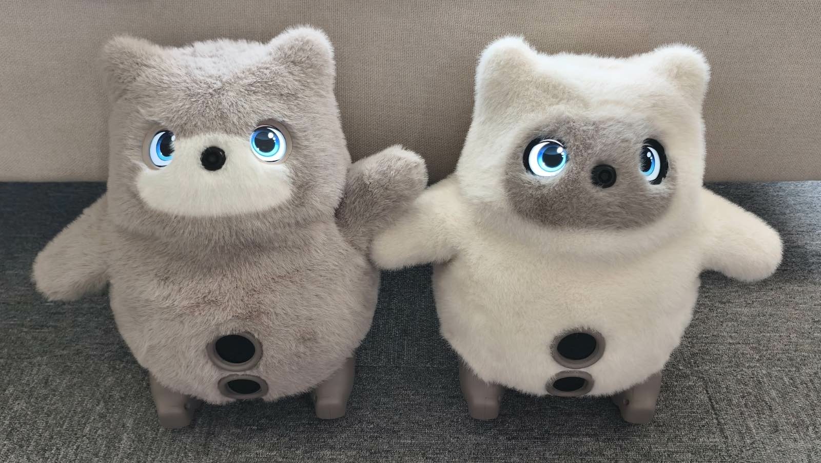 SwitchBot AI Pet - Niko & Noa