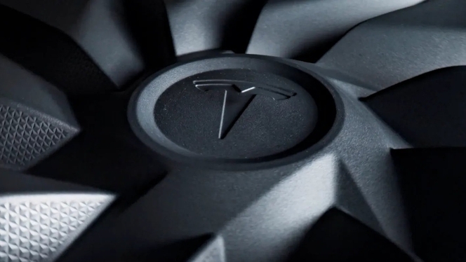 Teaser Tesla annonce octobre