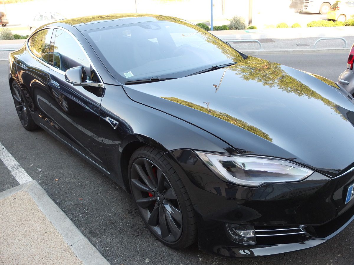 Tesla : un mode Plaid supÃ©rieur au Ludicrous testÃ© sur une Model S
