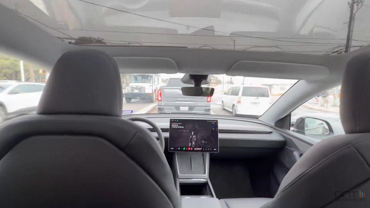 tesla-robotaxi-sans-chauffeur-securite-austin