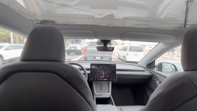 tesla-robotaxi-sans-chauffeur-securite-austin