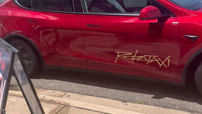 Tesla Robotaxi