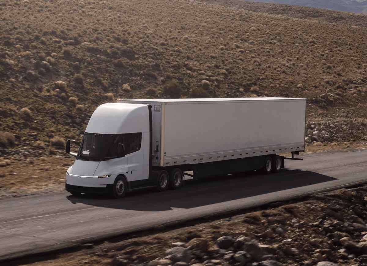 Tesla Semi (4)