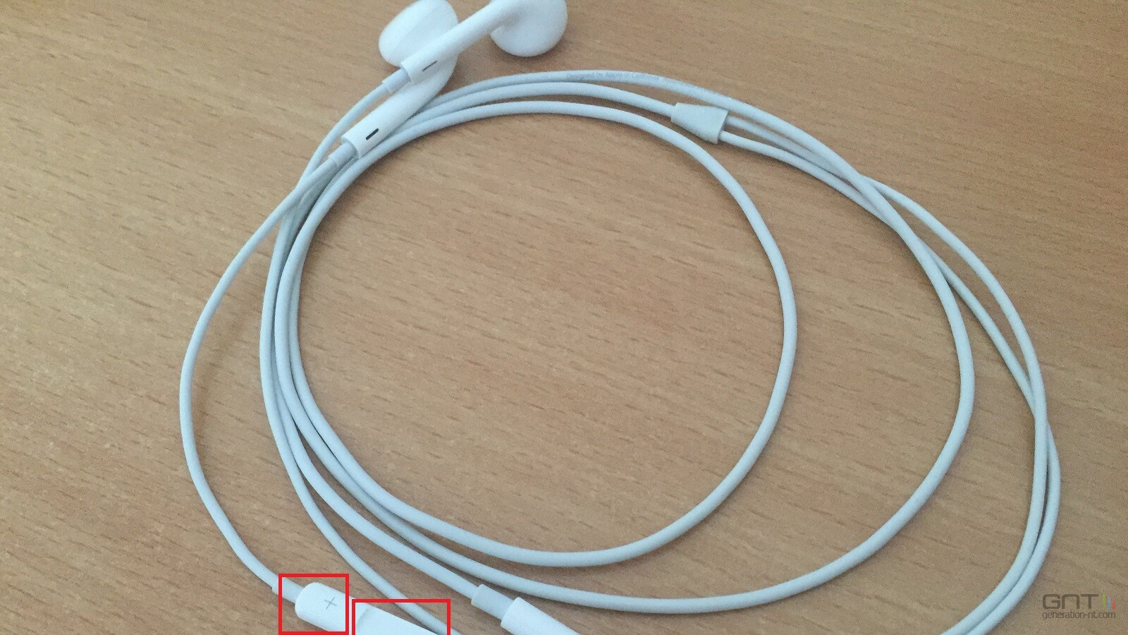 Le retour des écouteurs filaires : la nouvelle tendance qui enterre le Bluetooth