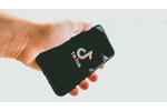 TikTok suspend la publicité personnalisée imposée