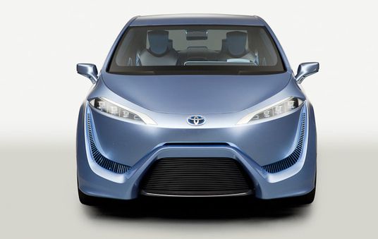 Toyota concept FCV-R (3)