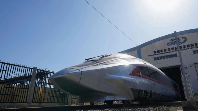 Le CR450 chinois atteint 453 km/h et pulvérise les records de vitesse ferroviaire
