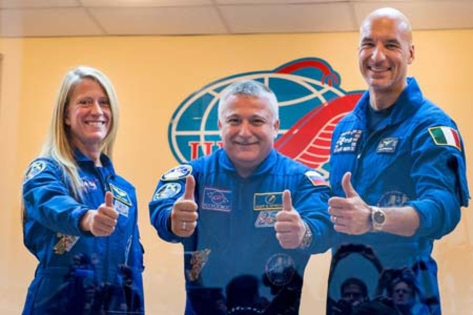 trois nouveaux astronautes dans l\'iss