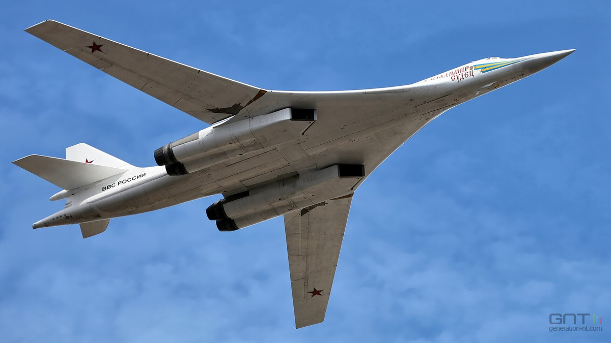 Comme les USA avec le B-52, la Russie modernise son bombardier Tupolev Tu-160 de la Guerre Froide