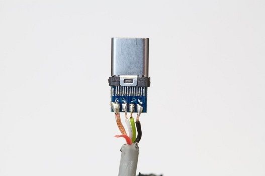 USB type C cable branchement