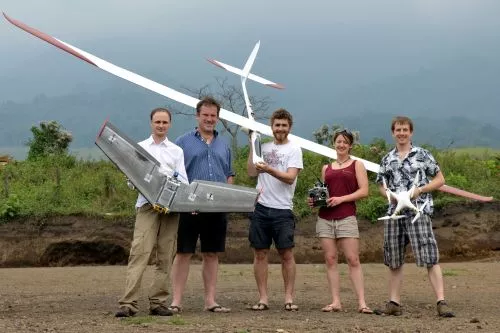 Volcan-Guatemala-drones-equipe