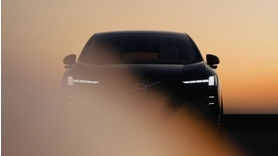 Volvo frappe fort avec son EX60 : 640 km d'autonomie et charge express !