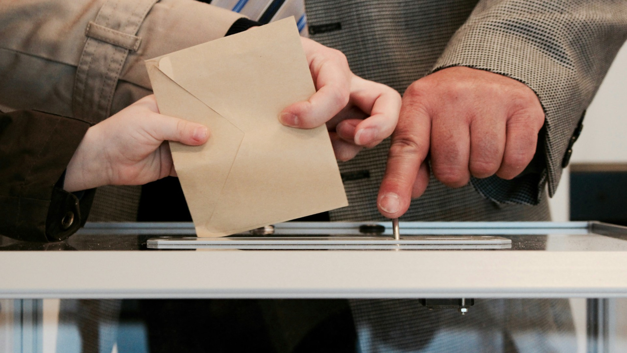 voter-urne