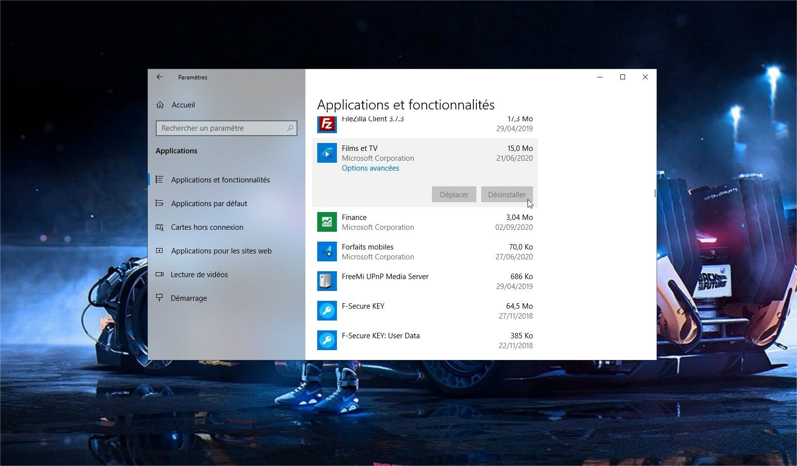 Windows 10 : Microsoft tente d'expliquer pourquoi on ne peut pas désinstaller certaines applications