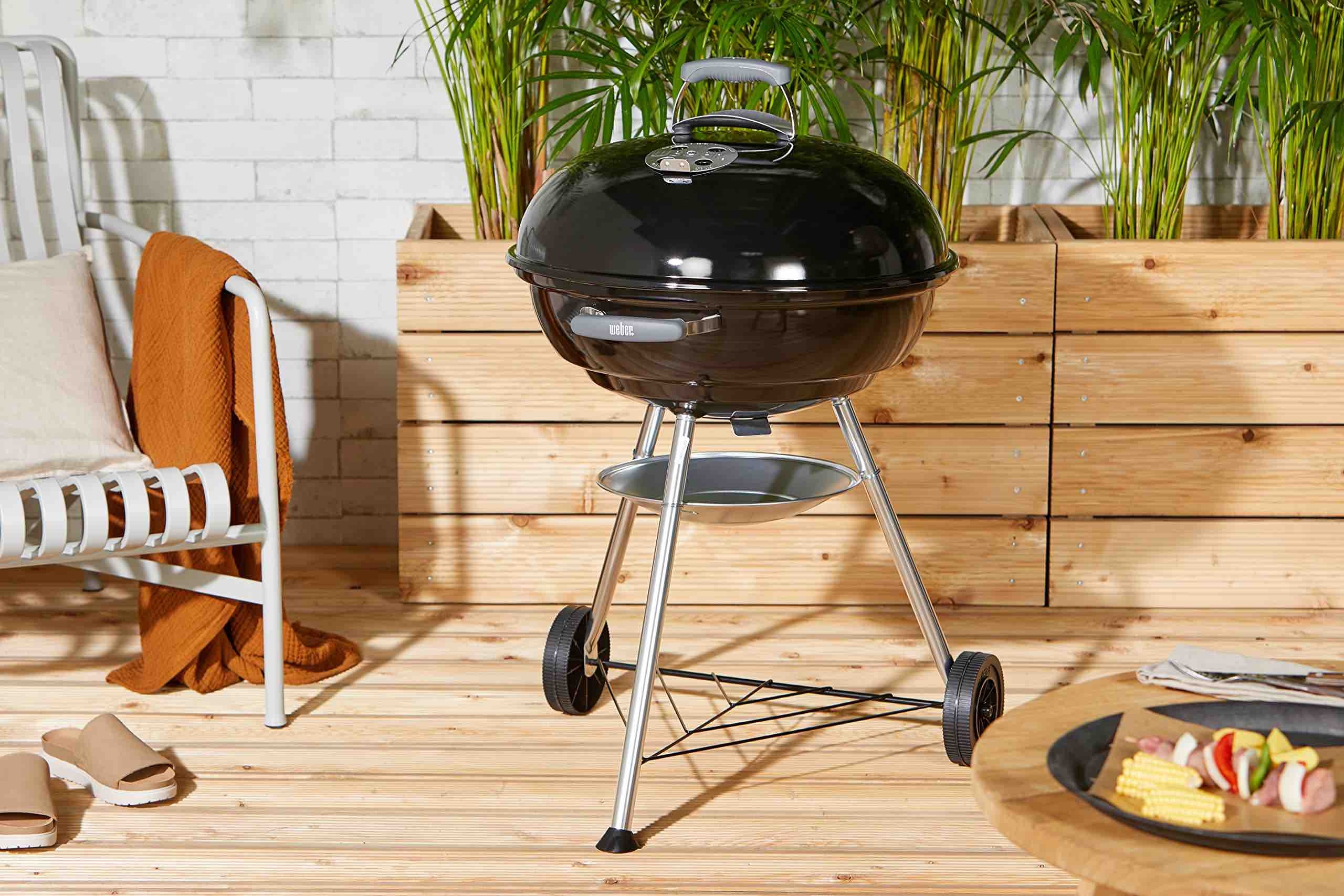 Weber Compact Kettle.